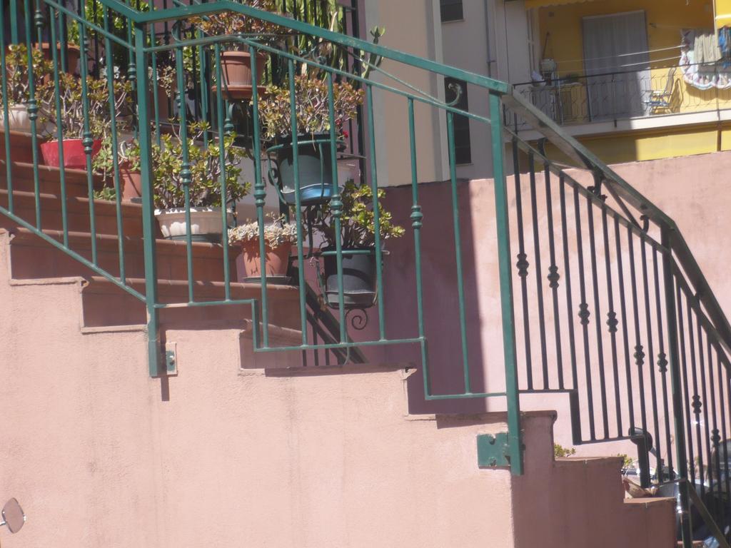 Villamareblu *